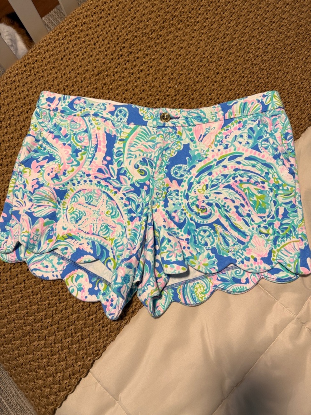 Lilly Pulitzer Blue Paisley Scallop-Hem Short with Pink & Mint Accents